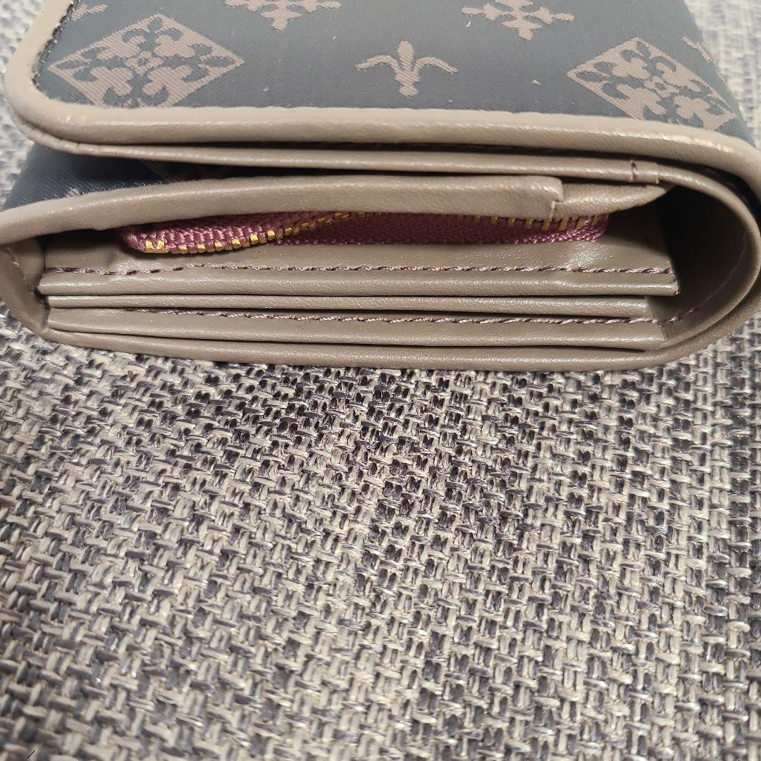 russet ラシット　フローラル 二つ折り財布