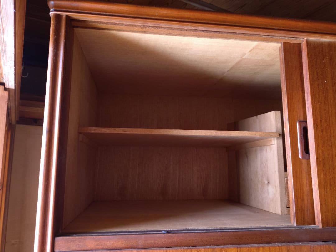 木製箪笥 スライド扉　観音扉　引出し付き(中古品)