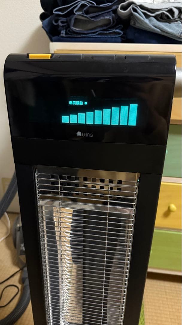 電気ヒーター 遠赤外線　パネルヒーター　リモコン付き 状態良好