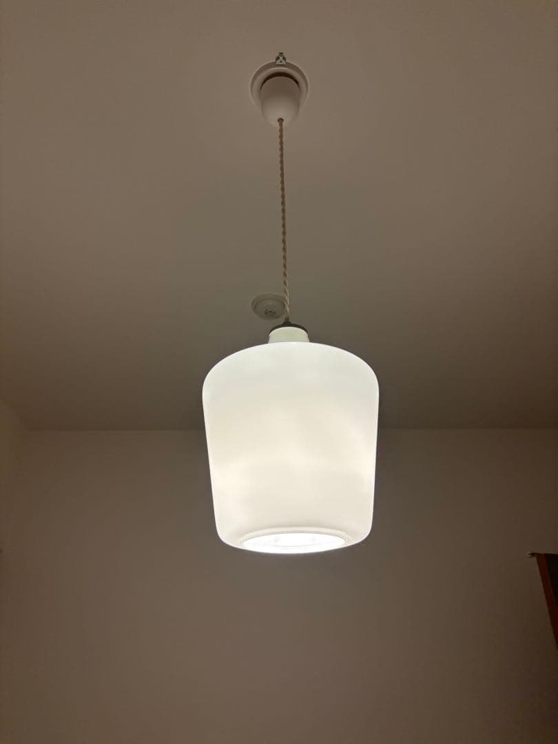 ホワイト ペンダントライト シンプル