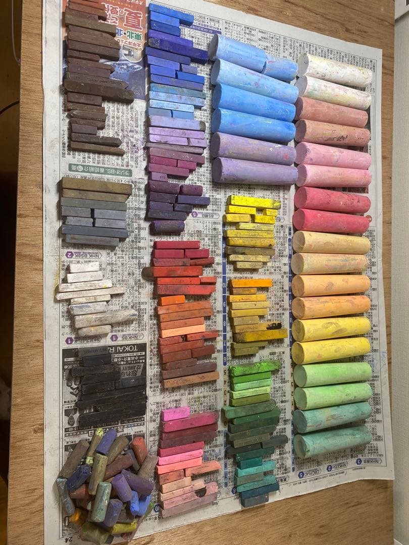 パステル約90本＋クレヨン&ペン約360本
