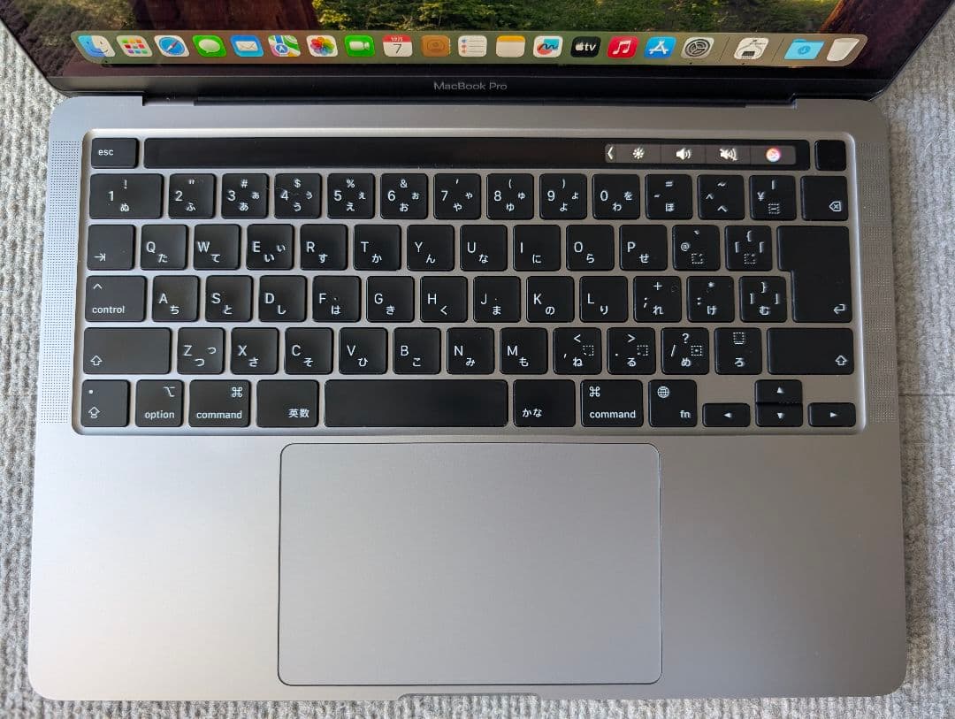 【美品】MacBook Pro 13インチ M2 2022 8GB/256GB
