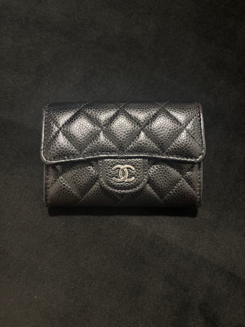 まー　CHANEL キャビアスキン　カードケース