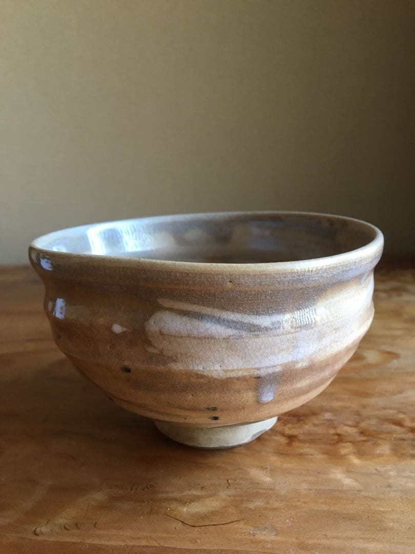 萩茶碗　桐に鳳凰文