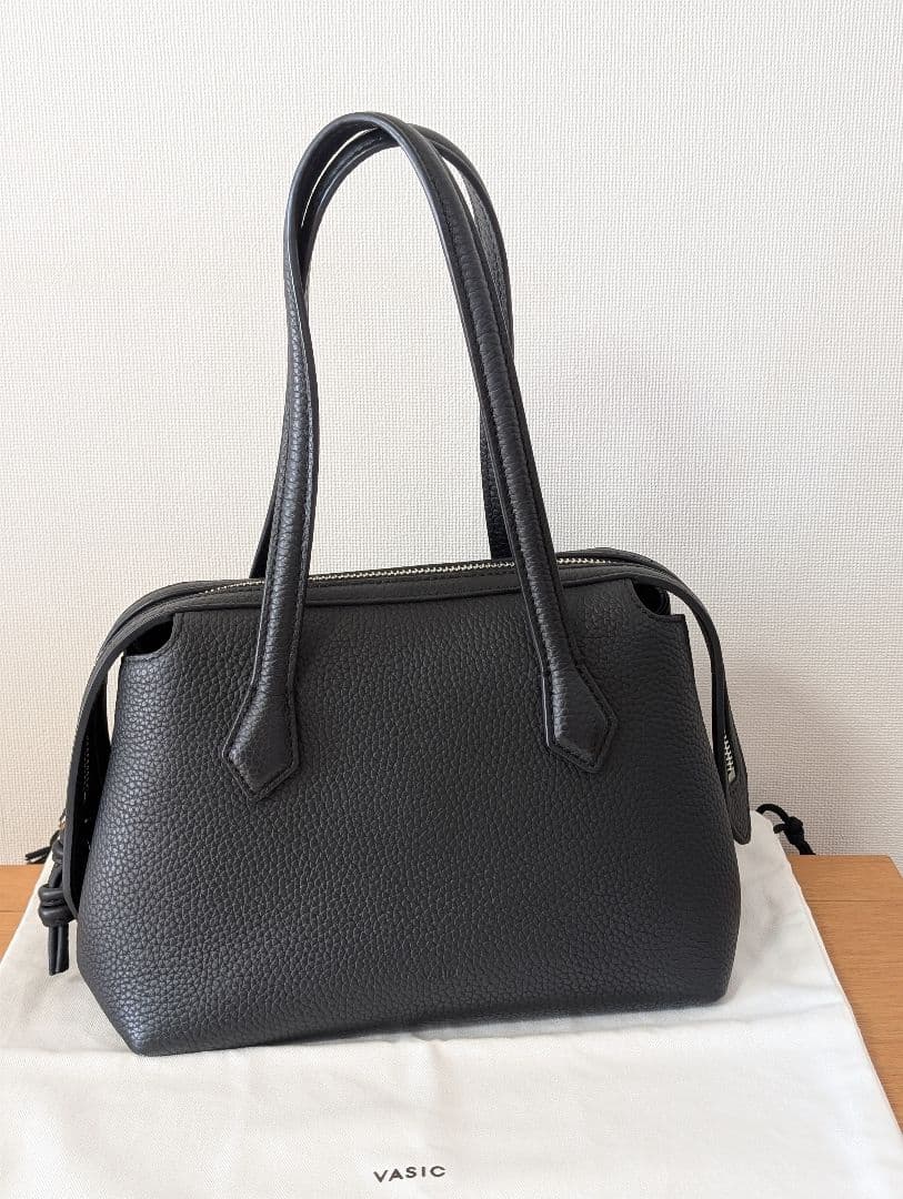 美品　VASICヴァジック GRAF MINI MINI ハンドバッグ　ブラック