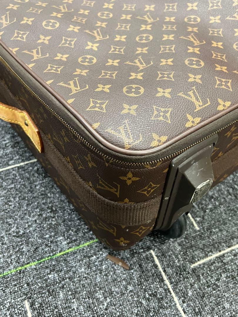 Louis Vuitton モノグラム M23251 ペガス55キャリーケース