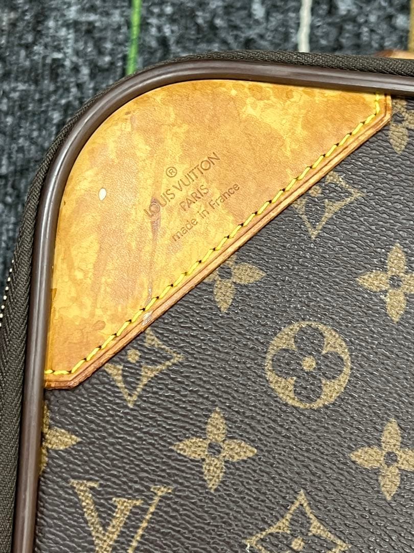 Louis Vuitton モノグラム M23251 ペガス55キャリーケース