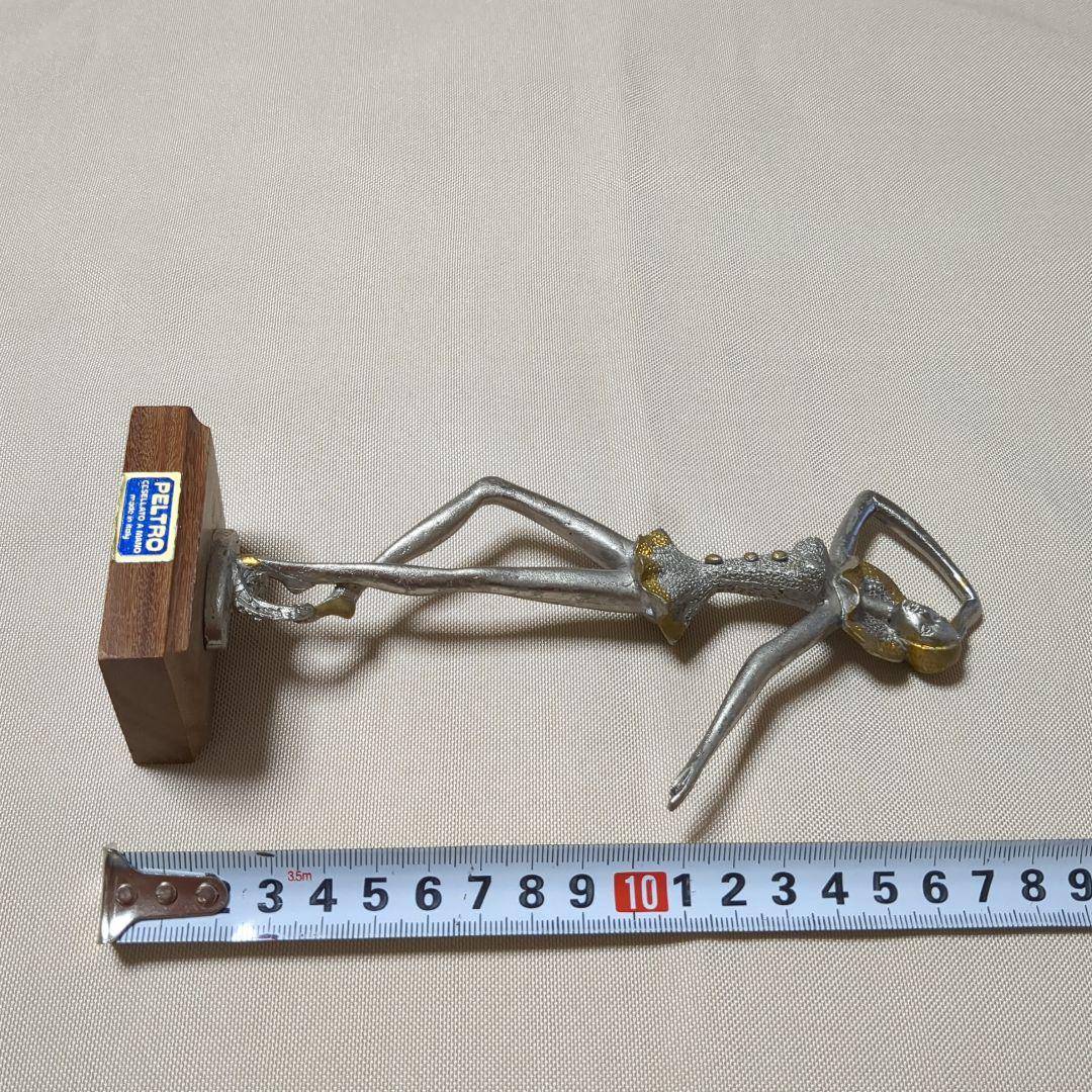 置物飾り物　ペルトロ　女性像　ヴィンテージイタリア製　ピューター