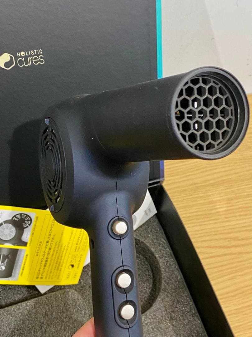 【美品】ホリスティックキュアドライヤーCCID-P01B 黒 箱付 動作良好