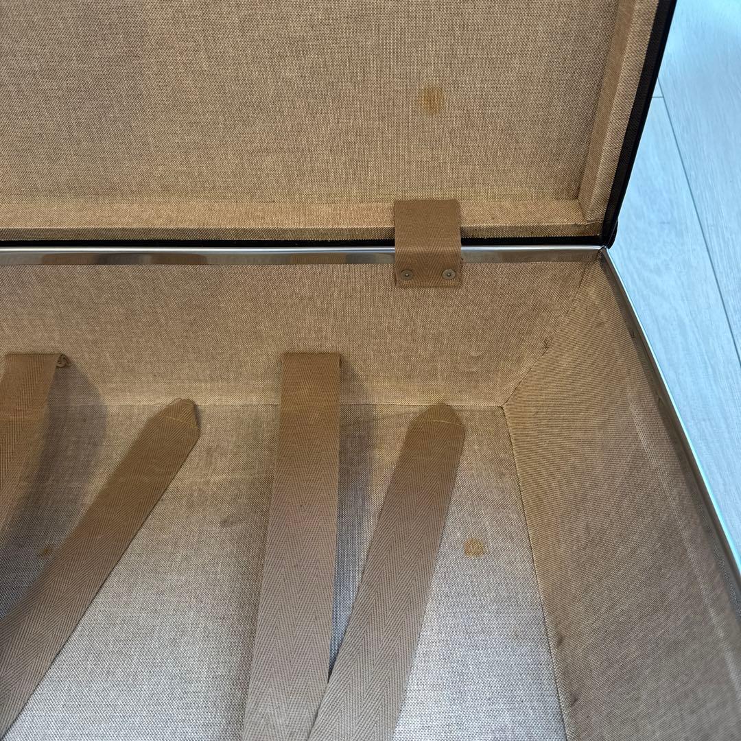 グローブトロッター　 黒　キャリーケース　20インチ　キャビンサイズ