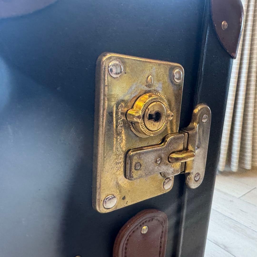 グローブトロッター　 黒　キャリーケース　20インチ　キャビンサイズ