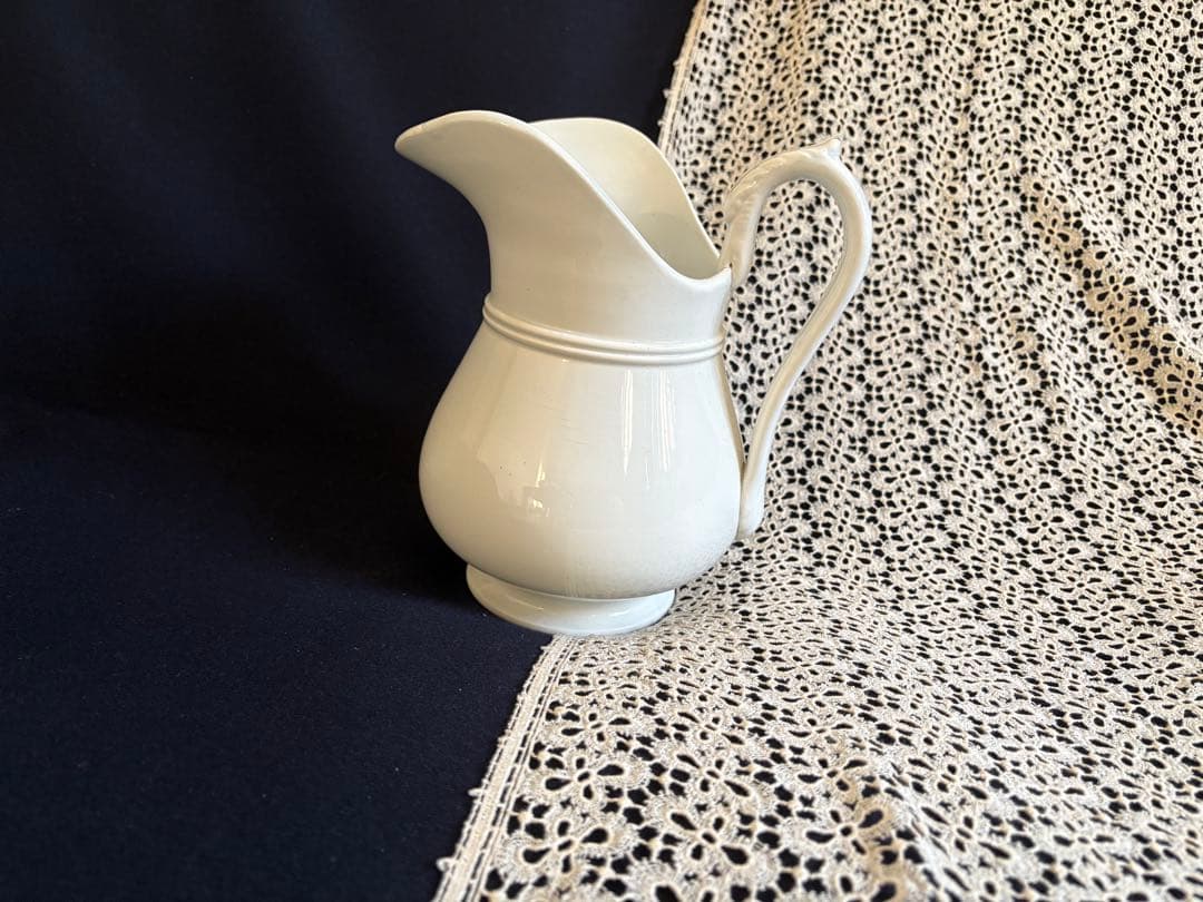 フランスアンティーク 美品 大きめ白いピッシェ サンタマン窯