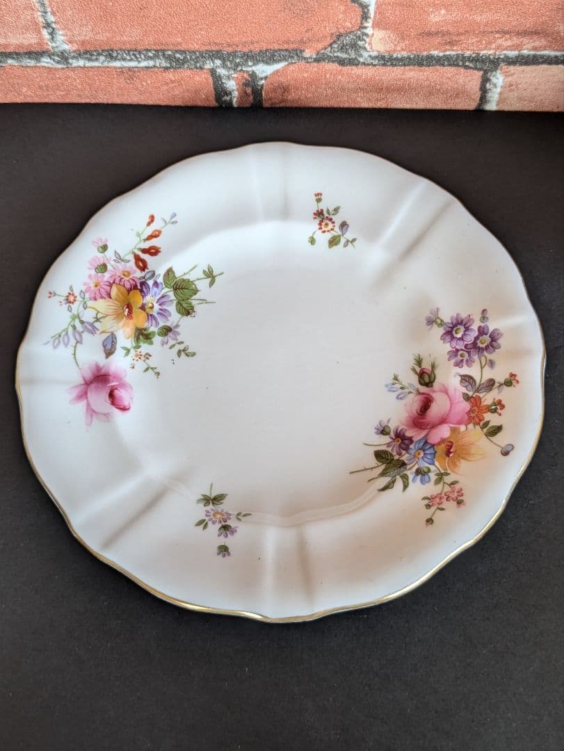 イギリス アンティーク ロイヤルクラウンダービー コーヒーカップ トリオ