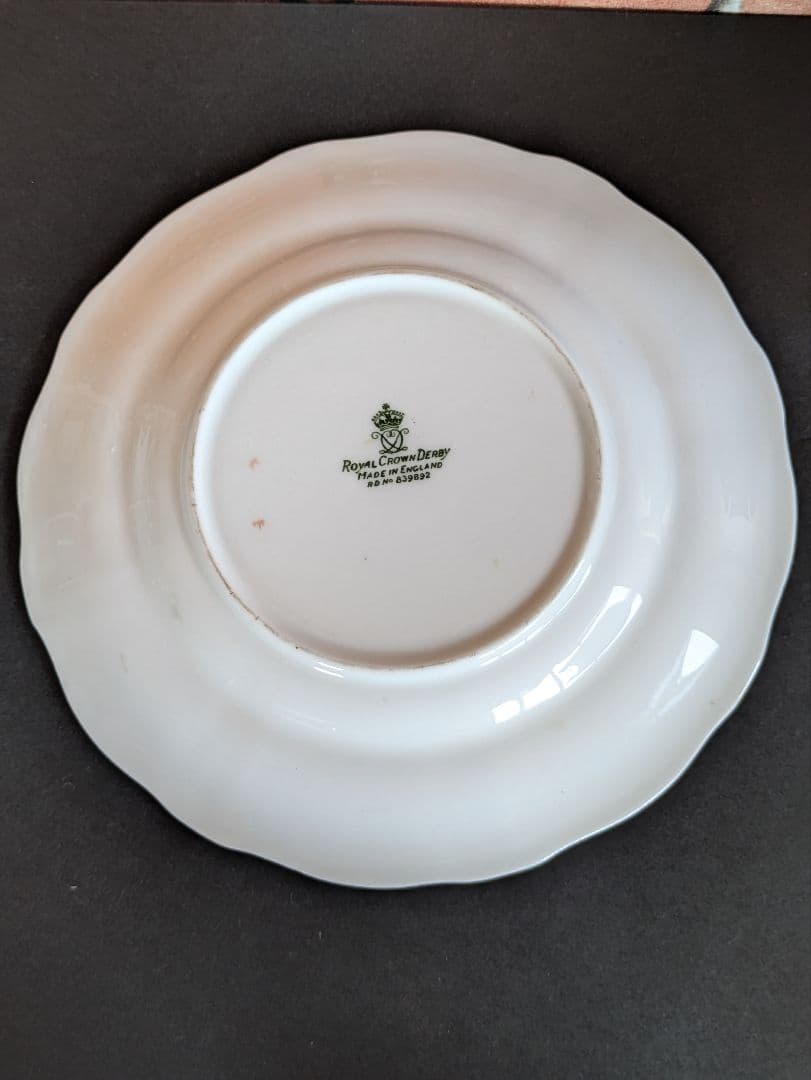 イギリス アンティーク ロイヤルクラウンダービー コーヒーカップ トリオ