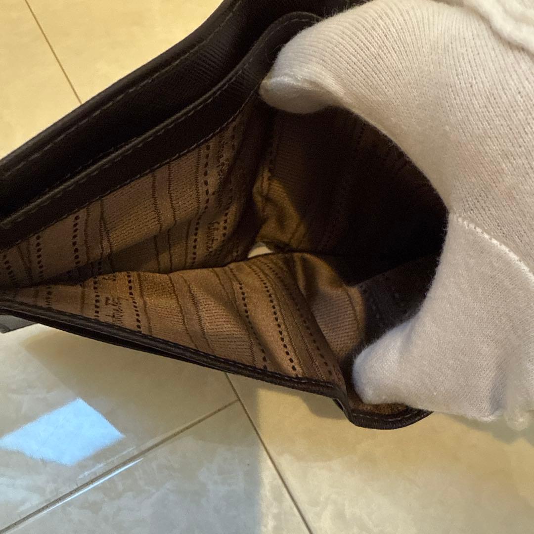 サルヴァトーレフェラガモ Salvatore Ferragamo 二つ折り財布