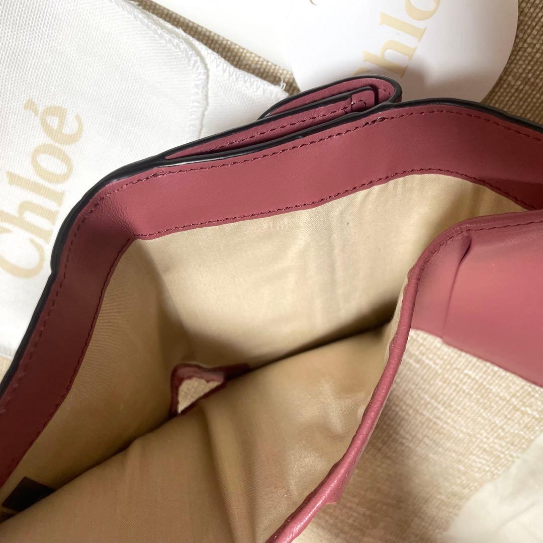 クロエ　Chloe 三つ折り財布　折り畳み財布　コンパクト