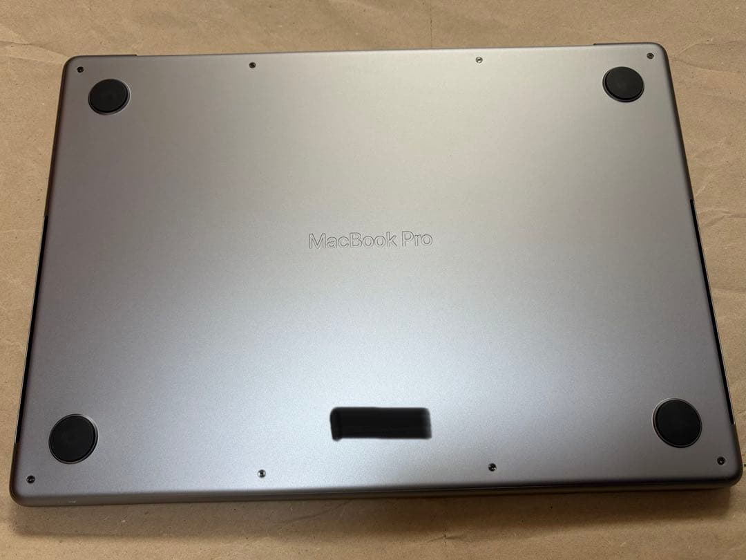 MacBook Pro M3 14”16GB/1TB 8C/10C USキー