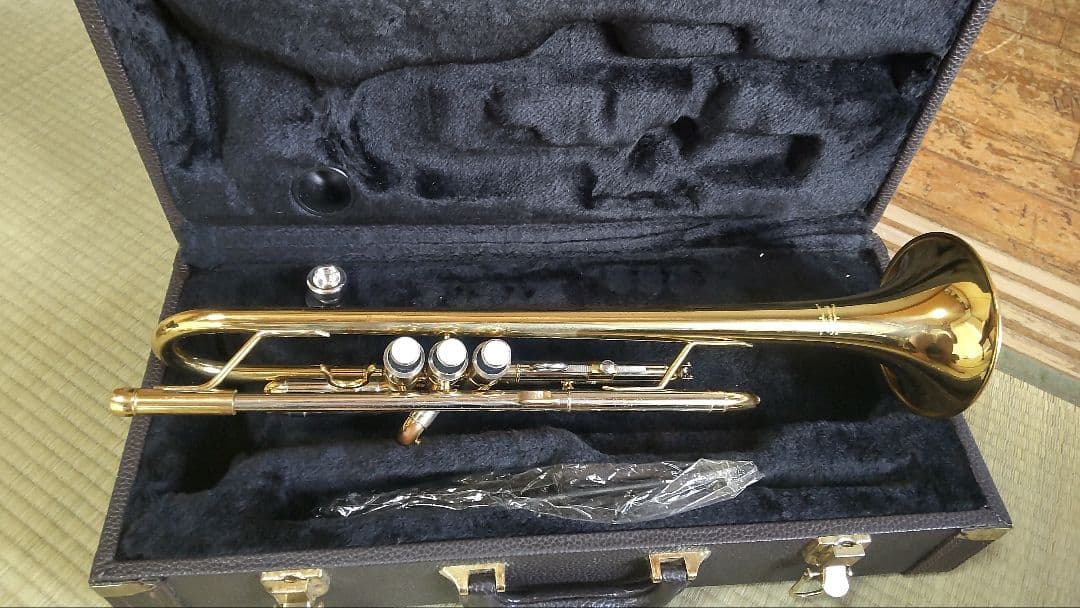 最終値下げ！Heinrich ゴールド トランペット 本体ケース付き