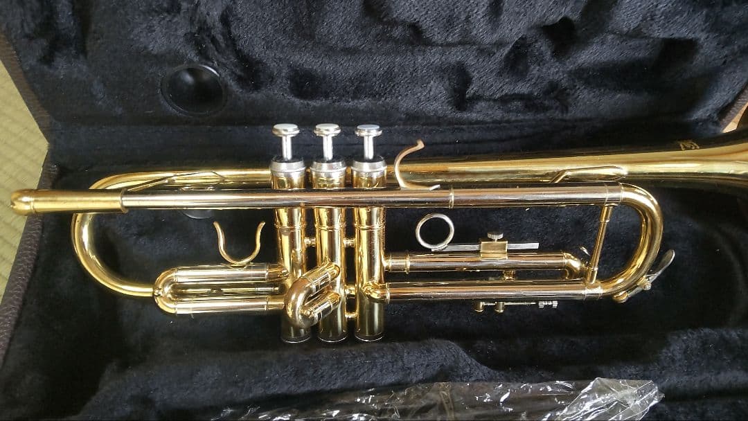 最終値下げ！Heinrich ゴールド トランペット 本体ケース付き
