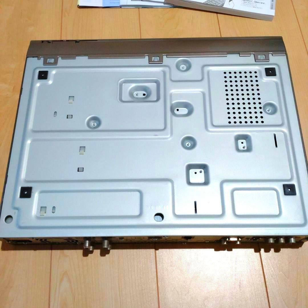 シャープ　HDD　250GB　DVDレコーダー　AQUOS　DV-AC82　中古