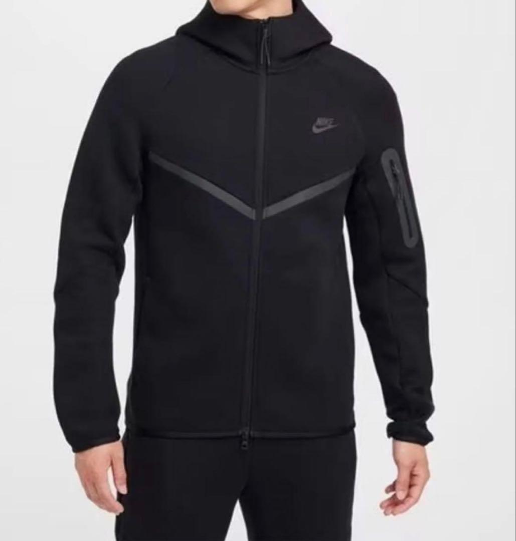 NIKE テックフリース　ブラック　xs