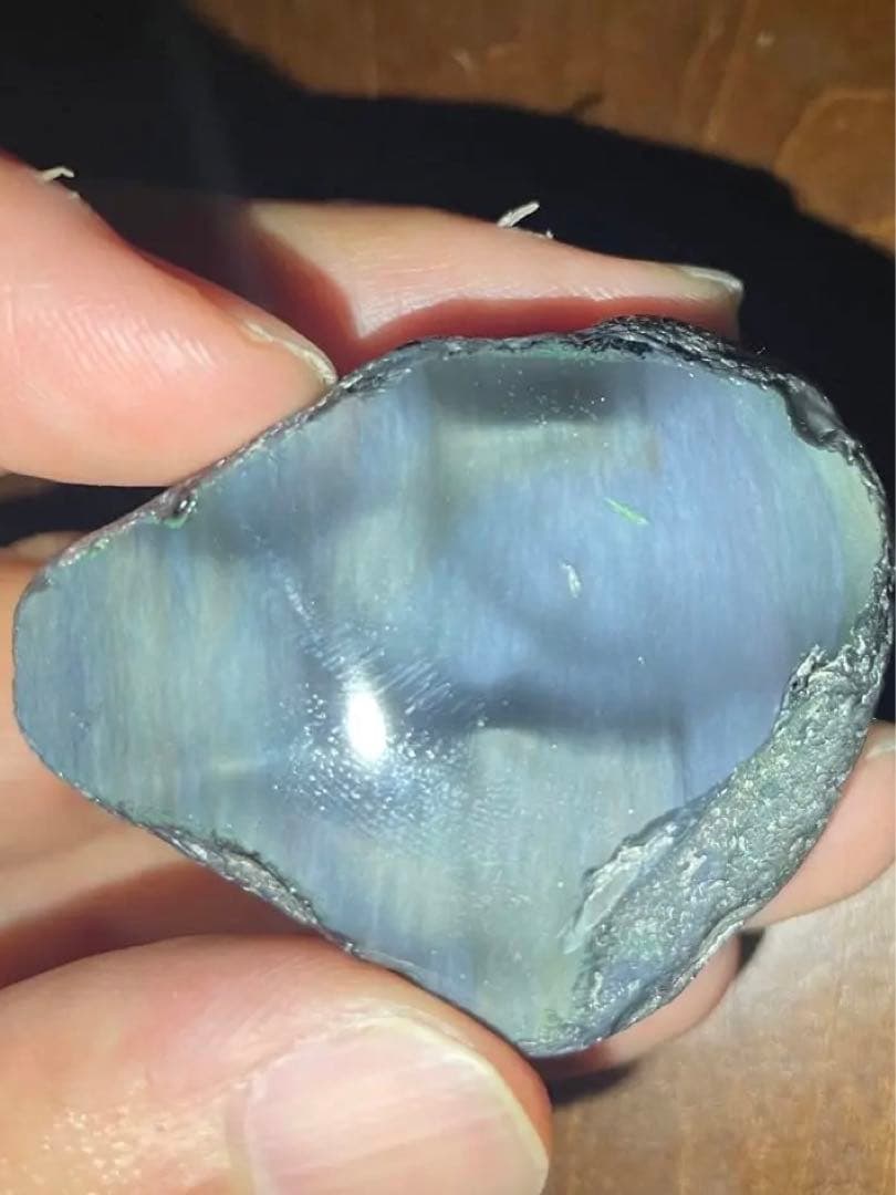 研磨品　十勝石玲瓏　グリーンベースオーロラ　レインボーオブシディアン