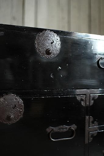 綺麗な丸金具庄内箪笥　抽斗4杯　タンス　収納　古家具　古民家　時代家具