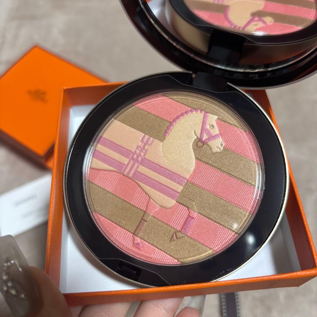 エルメス プードル ロカバールフェイスパウダー チーク