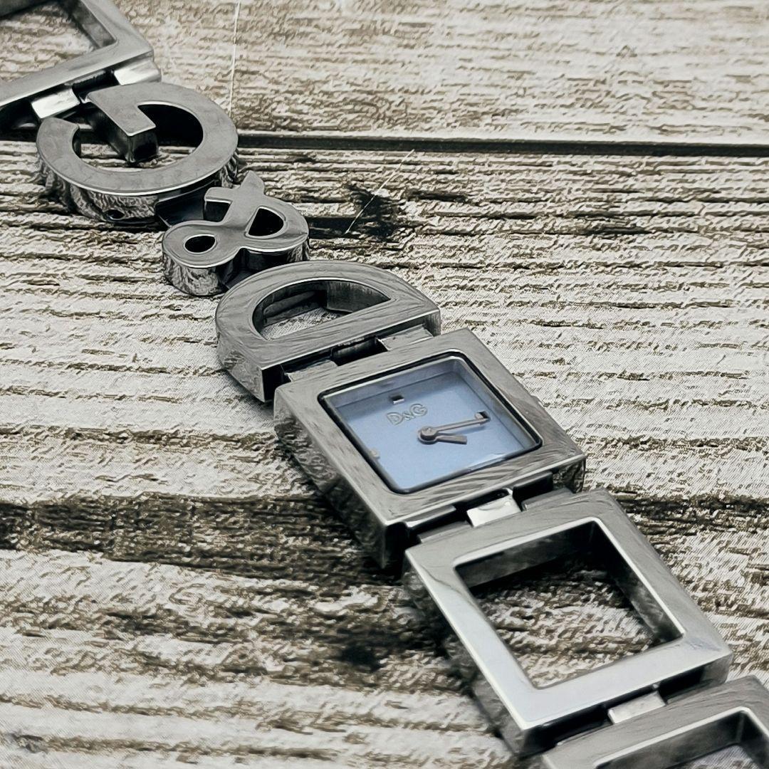動作品　腕時計　D&G TIME　ドルチェ＆ガッバーナ　スクエア　ブレスレット