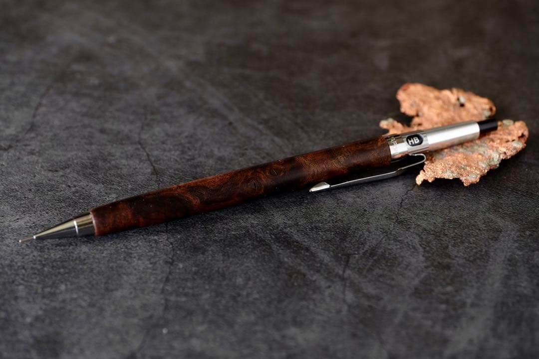 PG5木軸カスタム0205　高村杢工房 製図用シャーペン　クラロウォルナット瘤