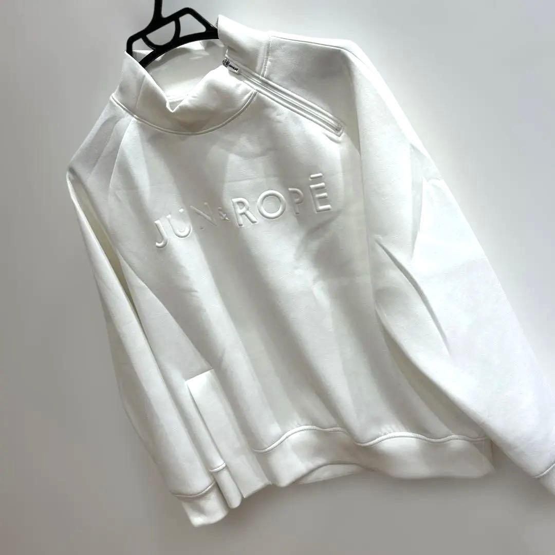 ジュン&ロペ　白　トレーナー