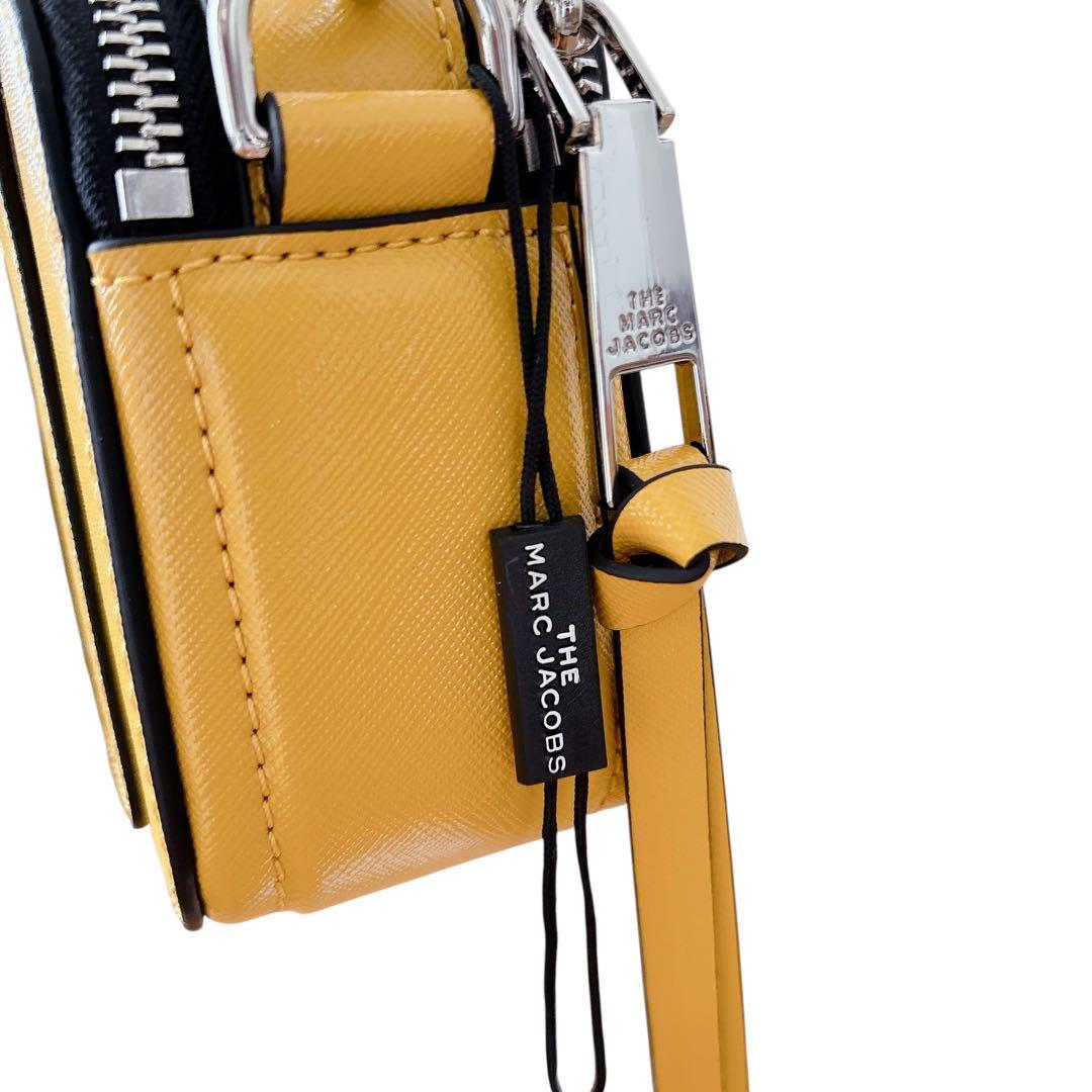 【新品】マークジェイコブス×スヌーピー スナップショット イエロー