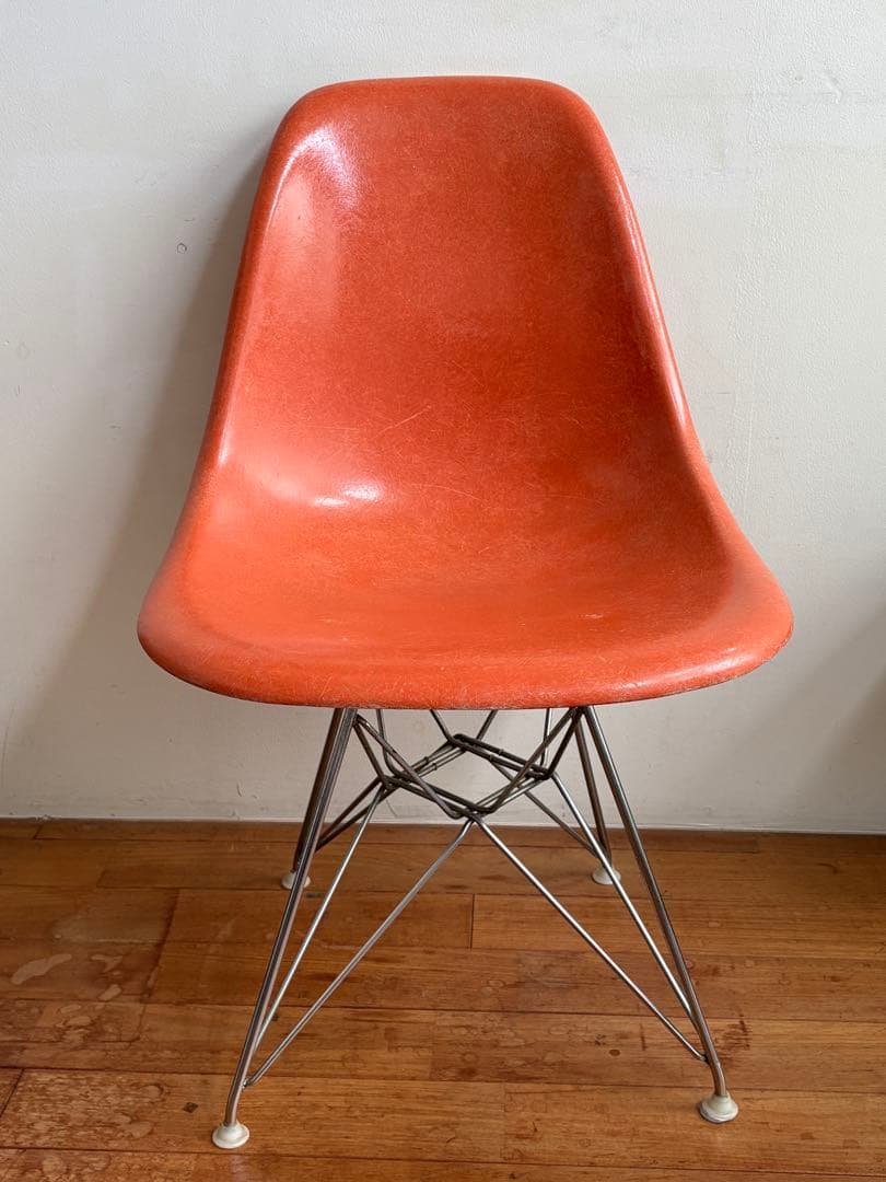 ハーマンミラー　シェルチェア　エッフェルベース　オレンジ　年代不明　ファイバー