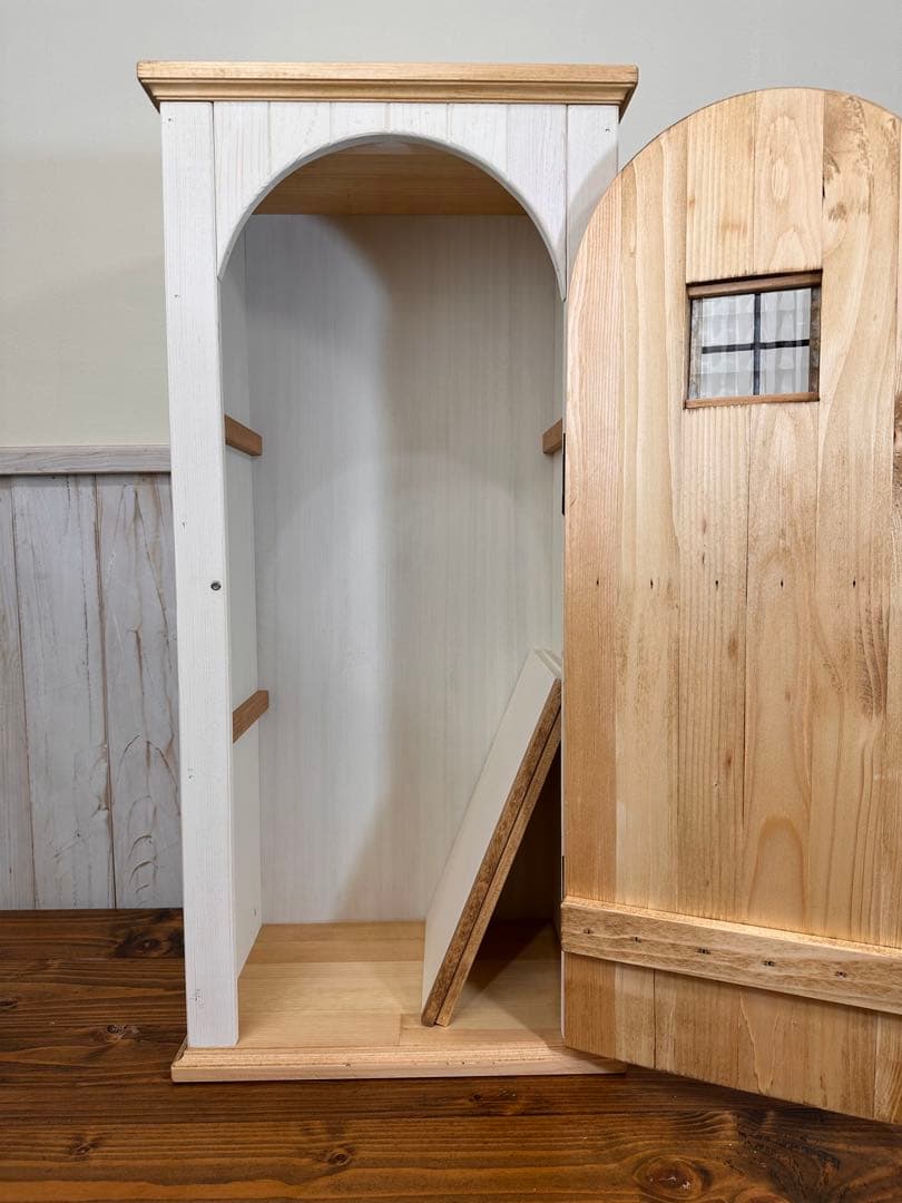 【1点のみ割れありのためお値引き】ナチュラルアンティークの扉のようなキャビネット