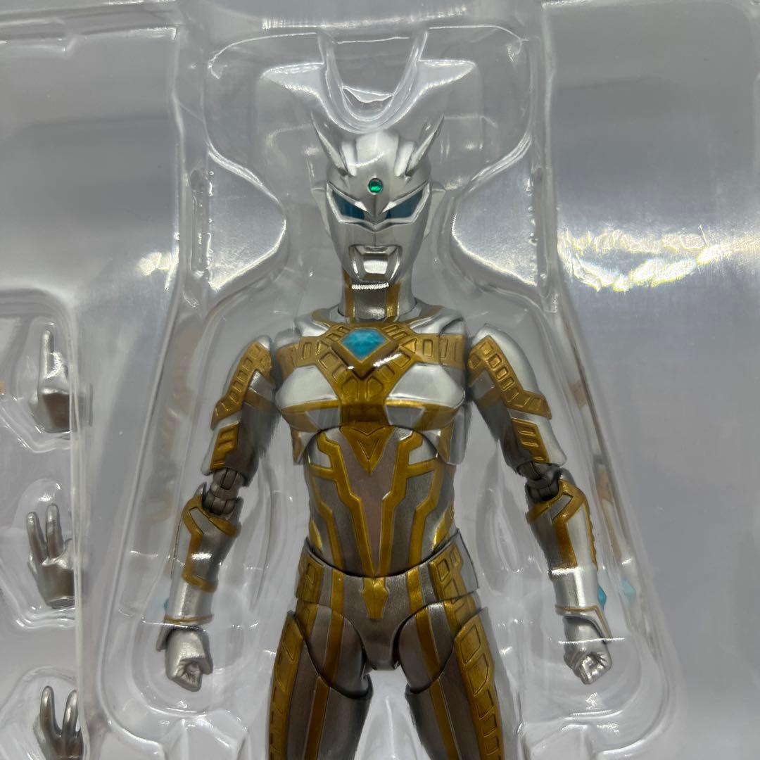 S.H.Figuarts アルティメイトシャイニングウルトラマンゼロ 魂ウェブ