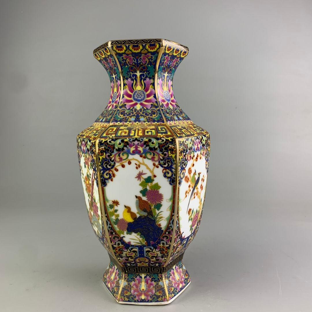 琺瑯彩蒔花鳥六方花瓶 景徳鎮 陶磁器 装飾品 工芸品 置物