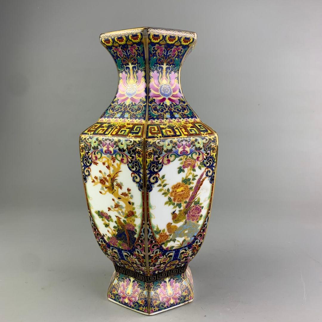 琺瑯彩蒔花鳥六方花瓶 景徳鎮 陶磁器 装飾品 工芸品 置物