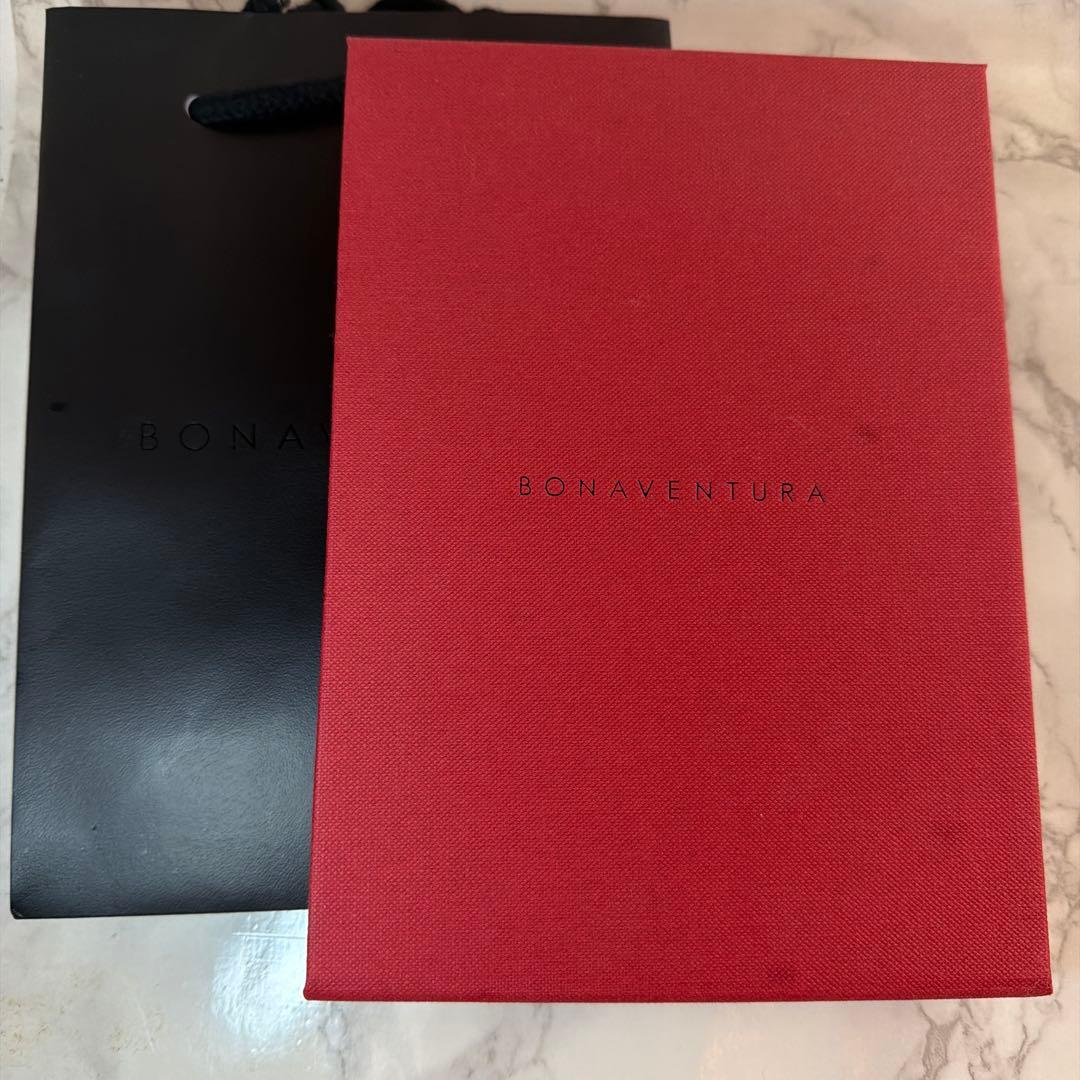 ⑧ボナベンチュラ　iPhone13Pro ケース　エトープ×イエロー