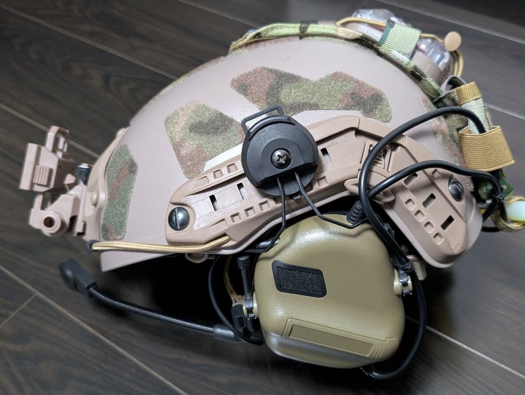 OPS CORE 特殊部隊 ヘルメット navy seals マルチカム