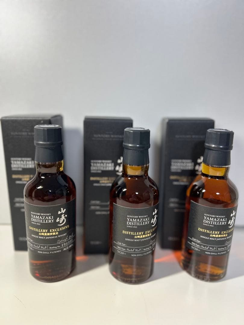 [山崎蒸溜所限定]ウイスキー180ml3本、ピュアチョコレート、ショッパーセット
