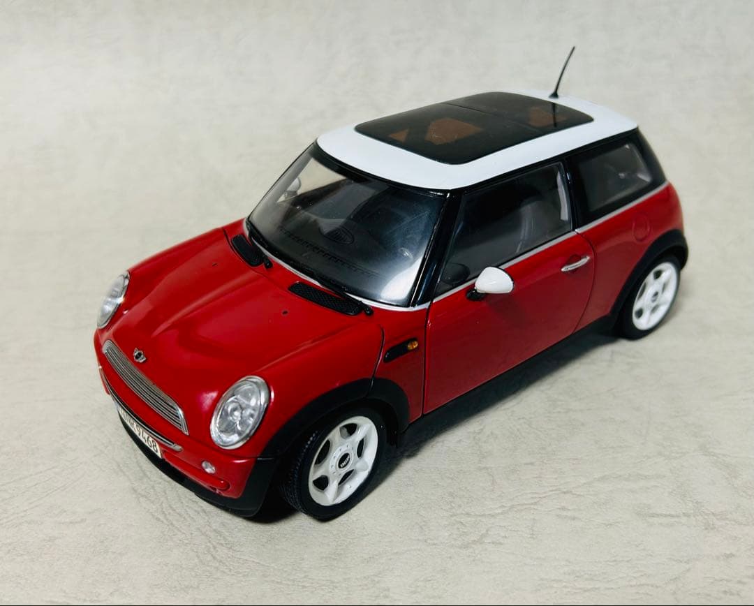 激レア！『1/18 MINI ミニ クーパー レッド　特別版　」京商