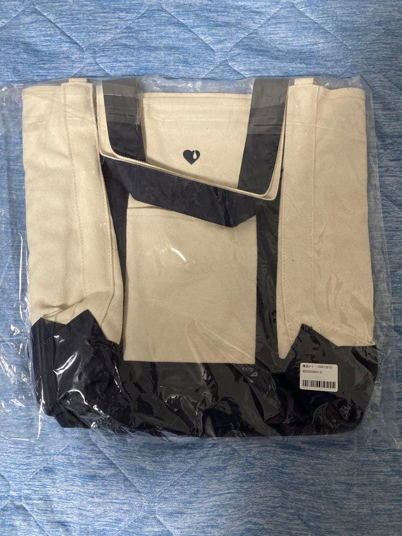 GOD ONLY KNOWS トートバッグ アイボリー ブラック　岩田剛典