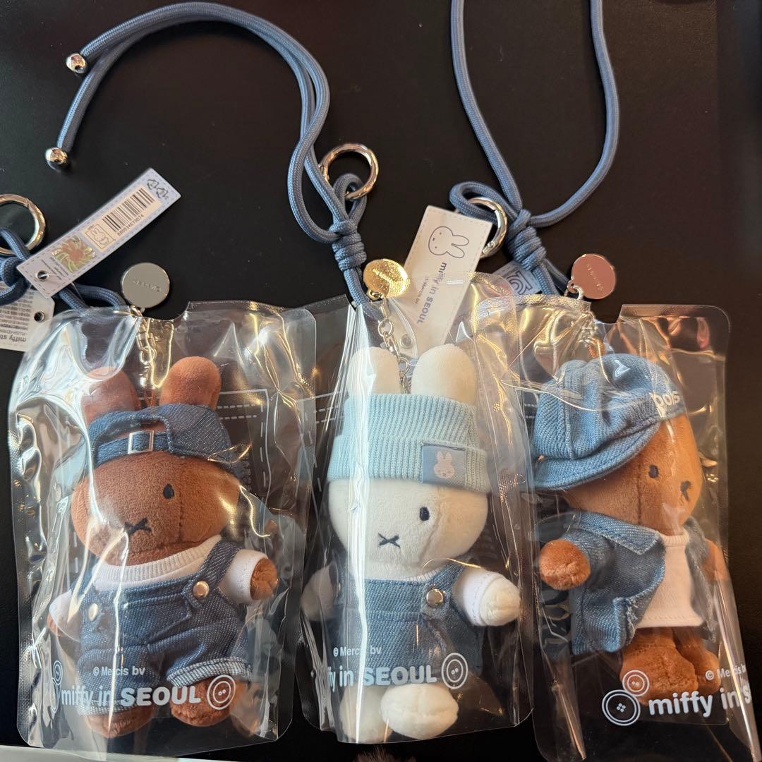 ミッフィー 韓国 聖水 限定 ソウル 限定 キーホルダー