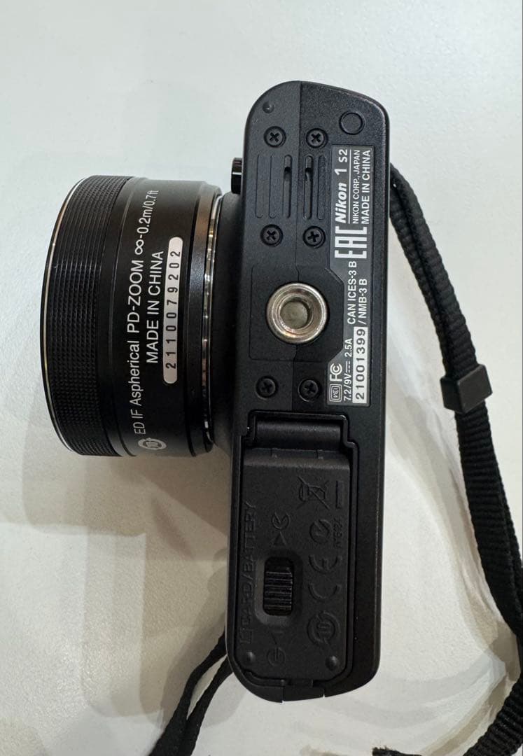 【美品】ニコン　Nikon1 S2　レンズ・新品純正ケース付　1382枚
