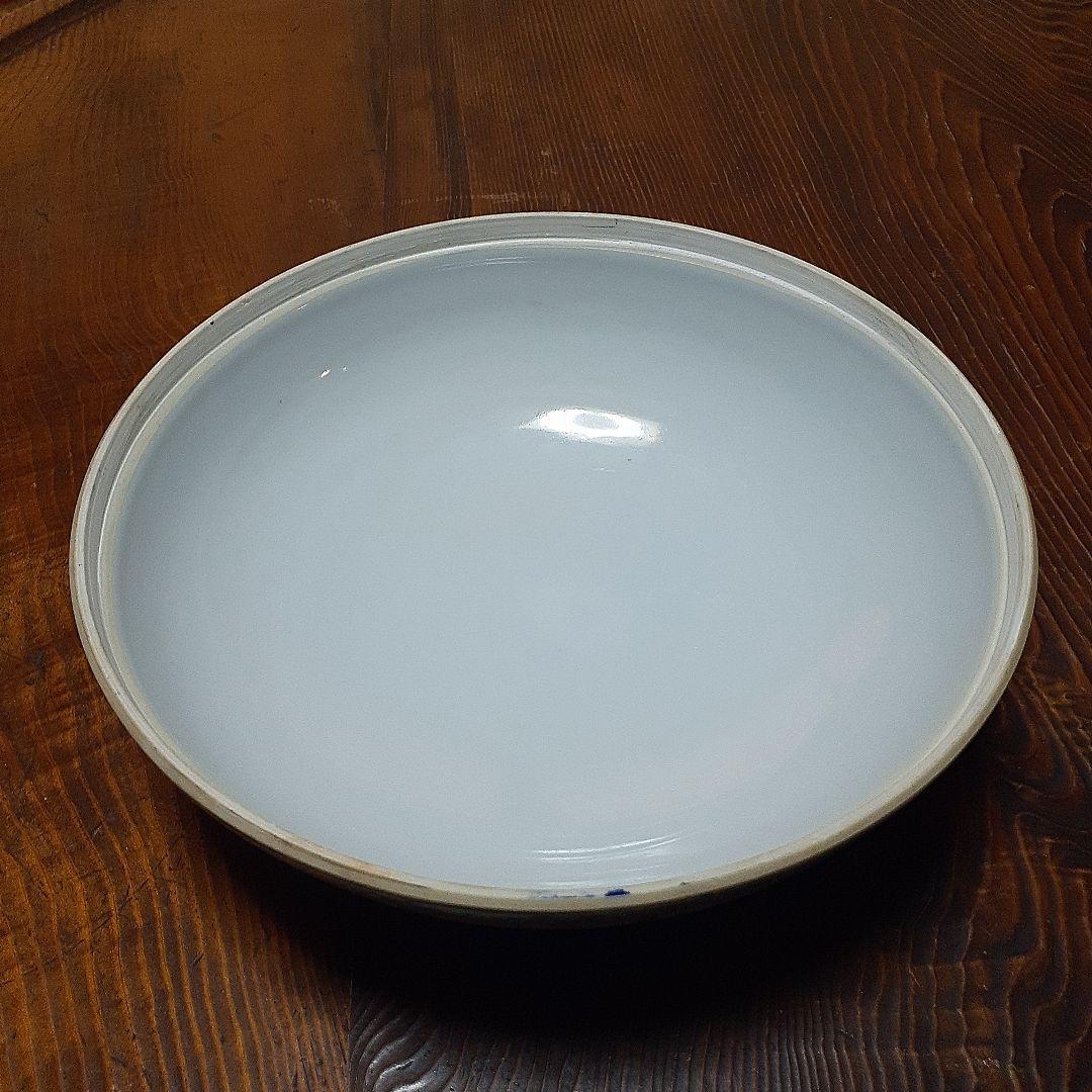 中国大清乾隆年製粉彩大合子