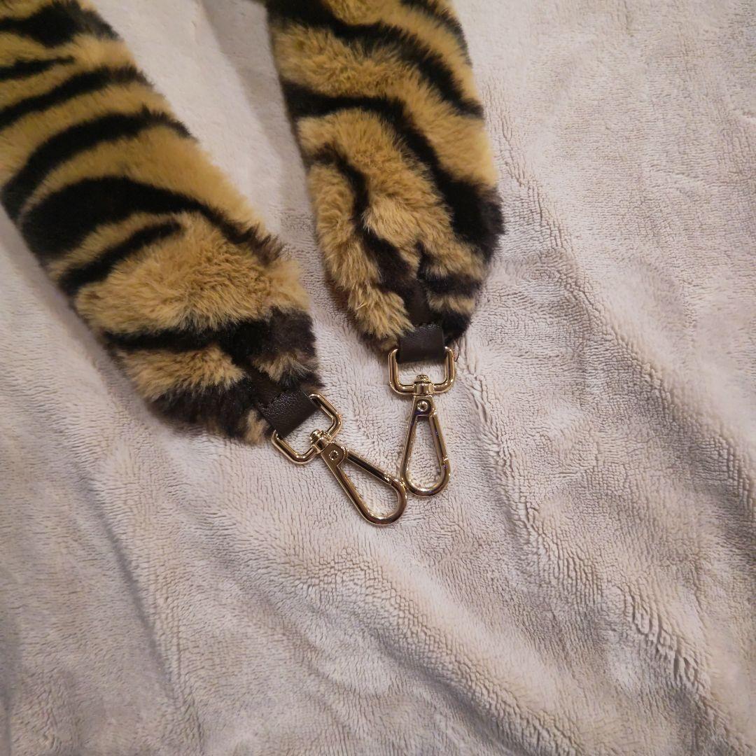 アパルトモン GOOD GRIEF! FAUX FUR ストラップ