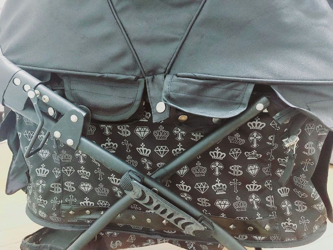 ペットパラダイス　王冠柄カート