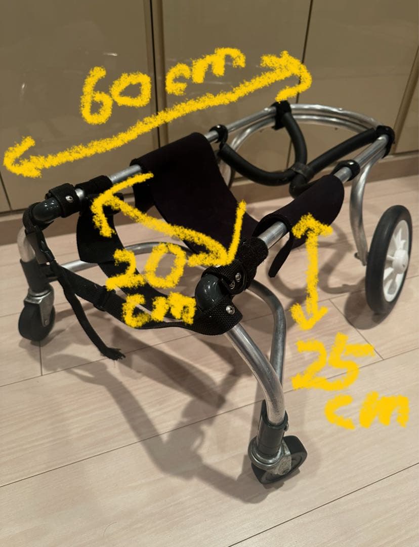 犬用車いす（ポチの車イス　四輪）中型犬（コーギー）用