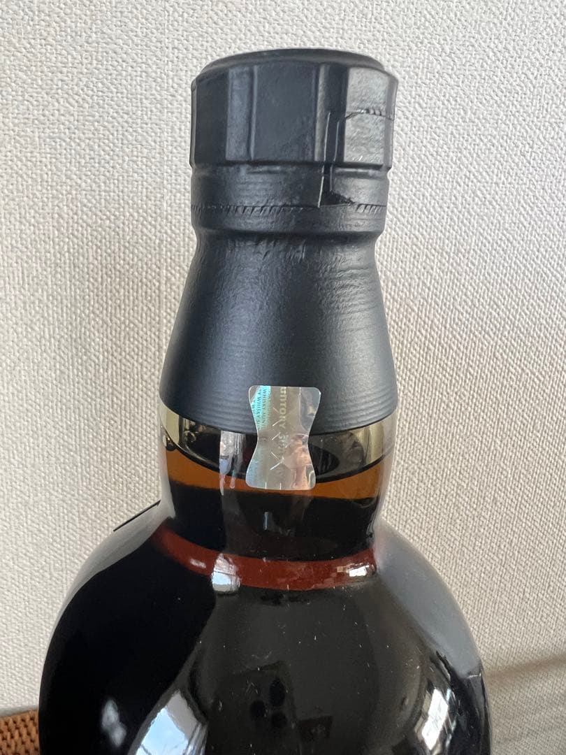 サントリーウィスキー　山崎18年　700ml 新品