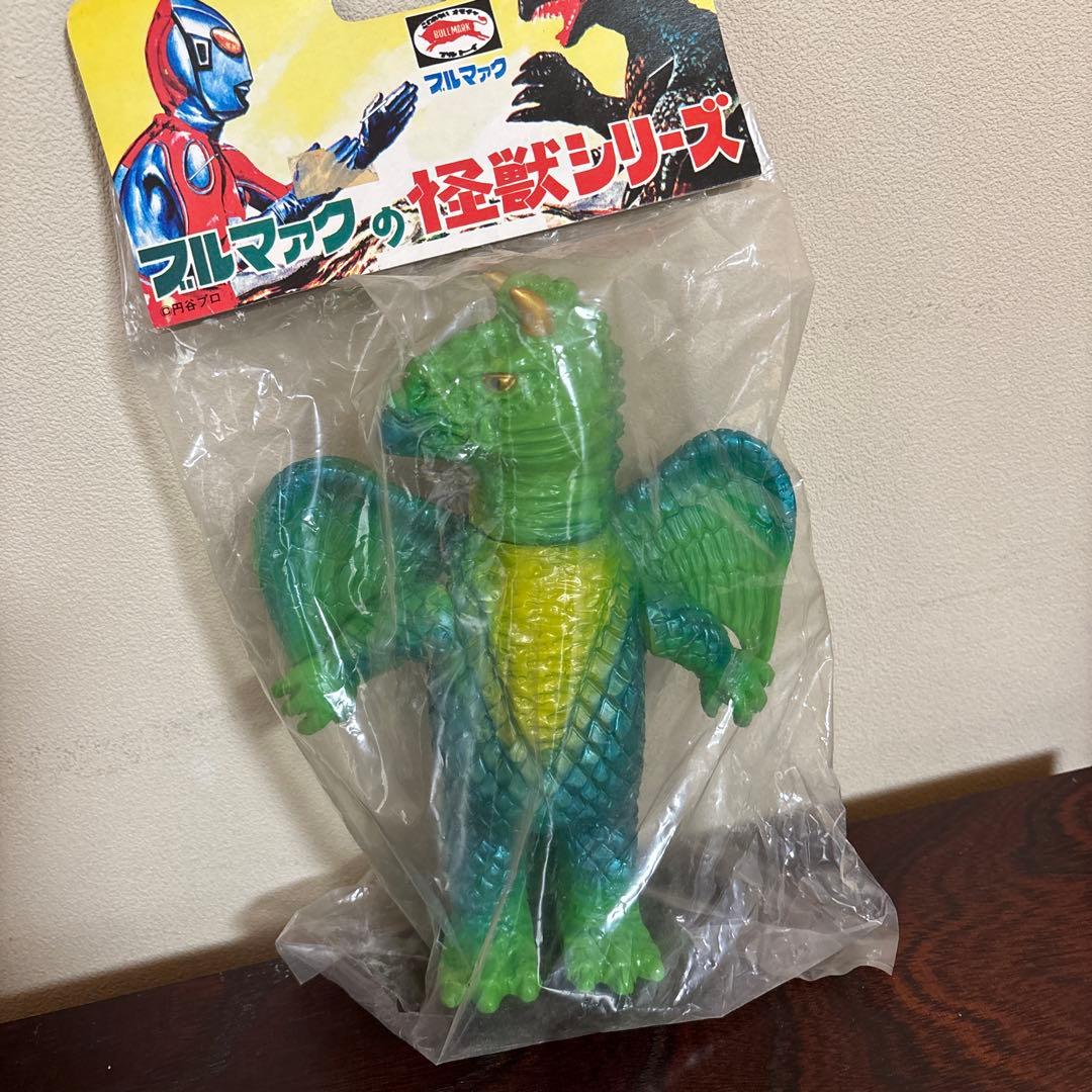 フミロナ　バンダイ 復刻版怪獣シリーズ　ヒドラ　ソフビ　ウルトラQ